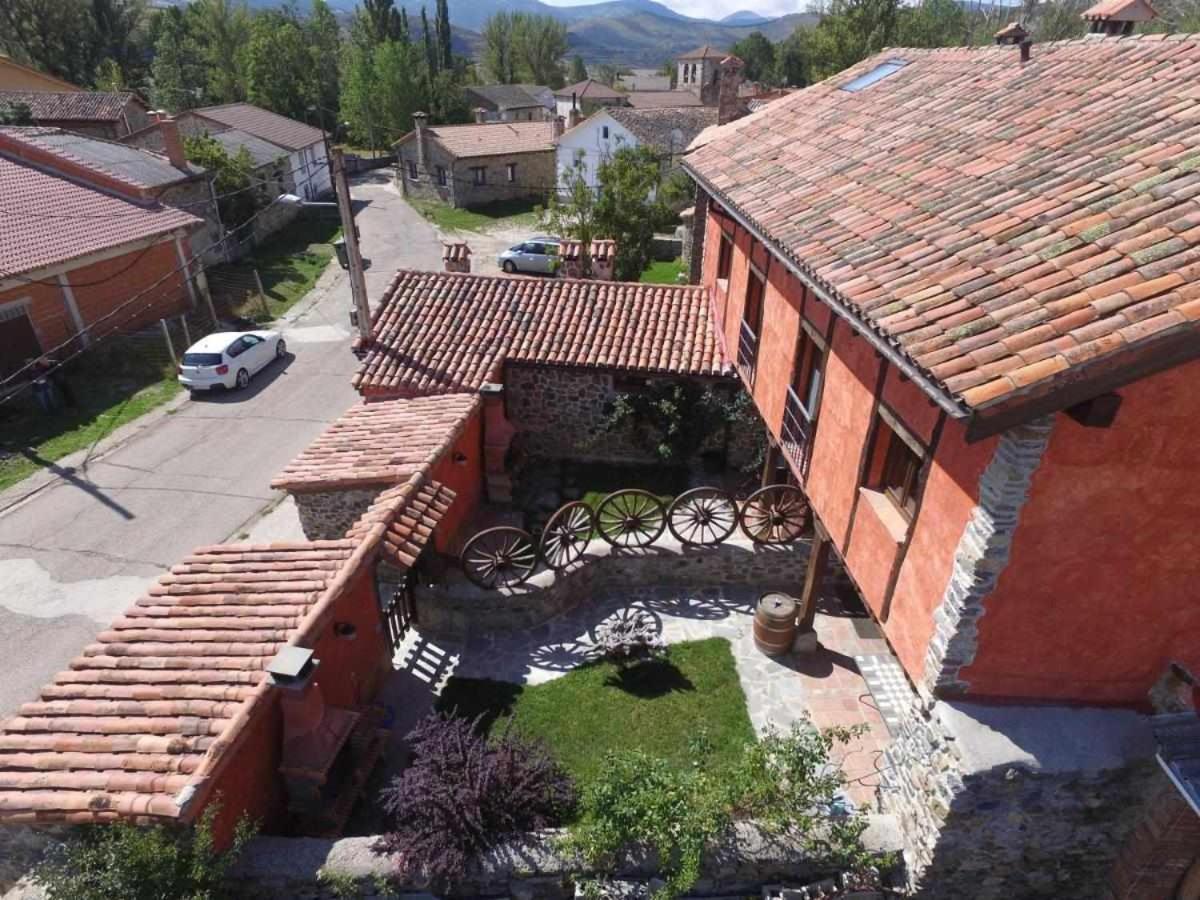 Casa Rural La Parda Triollo Exterior foto